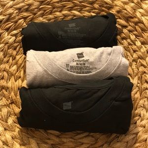 Hanes 3 tagless t shirts comfort soft nwot M